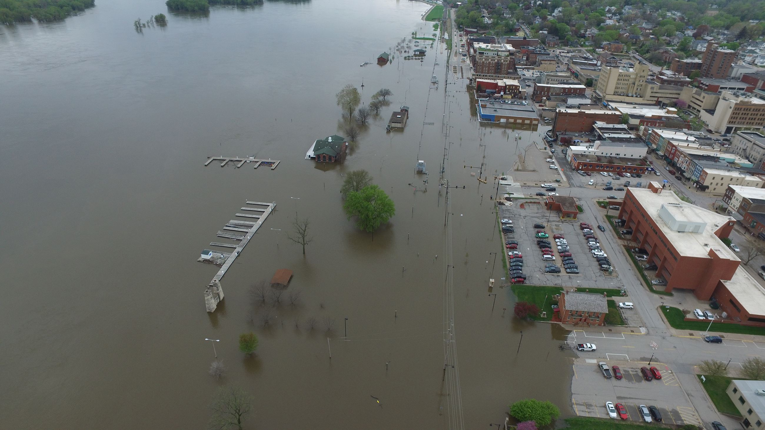 050219 Mississippi Drive looking west
