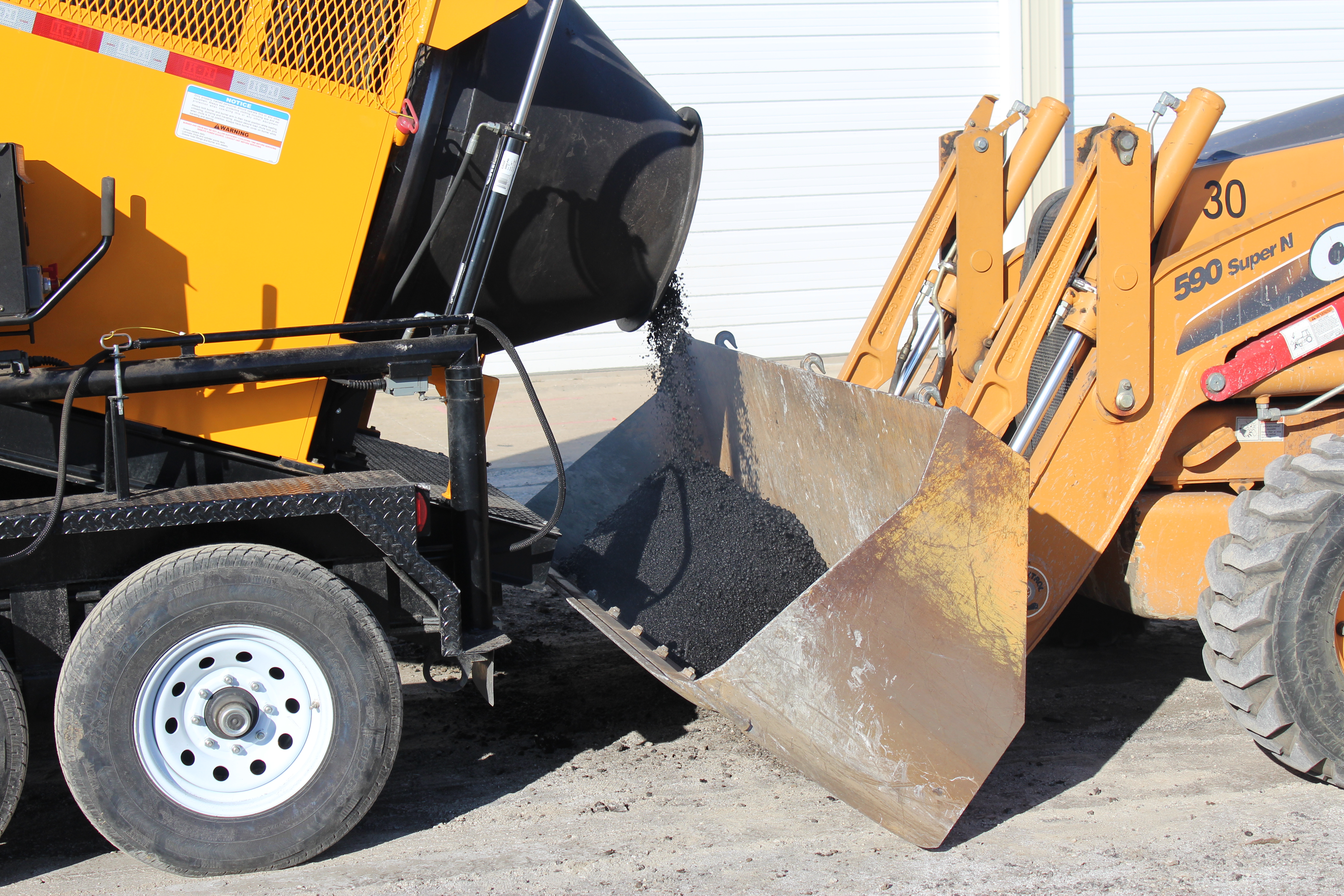 022120 Asphalt Reheater 007 (JPG)