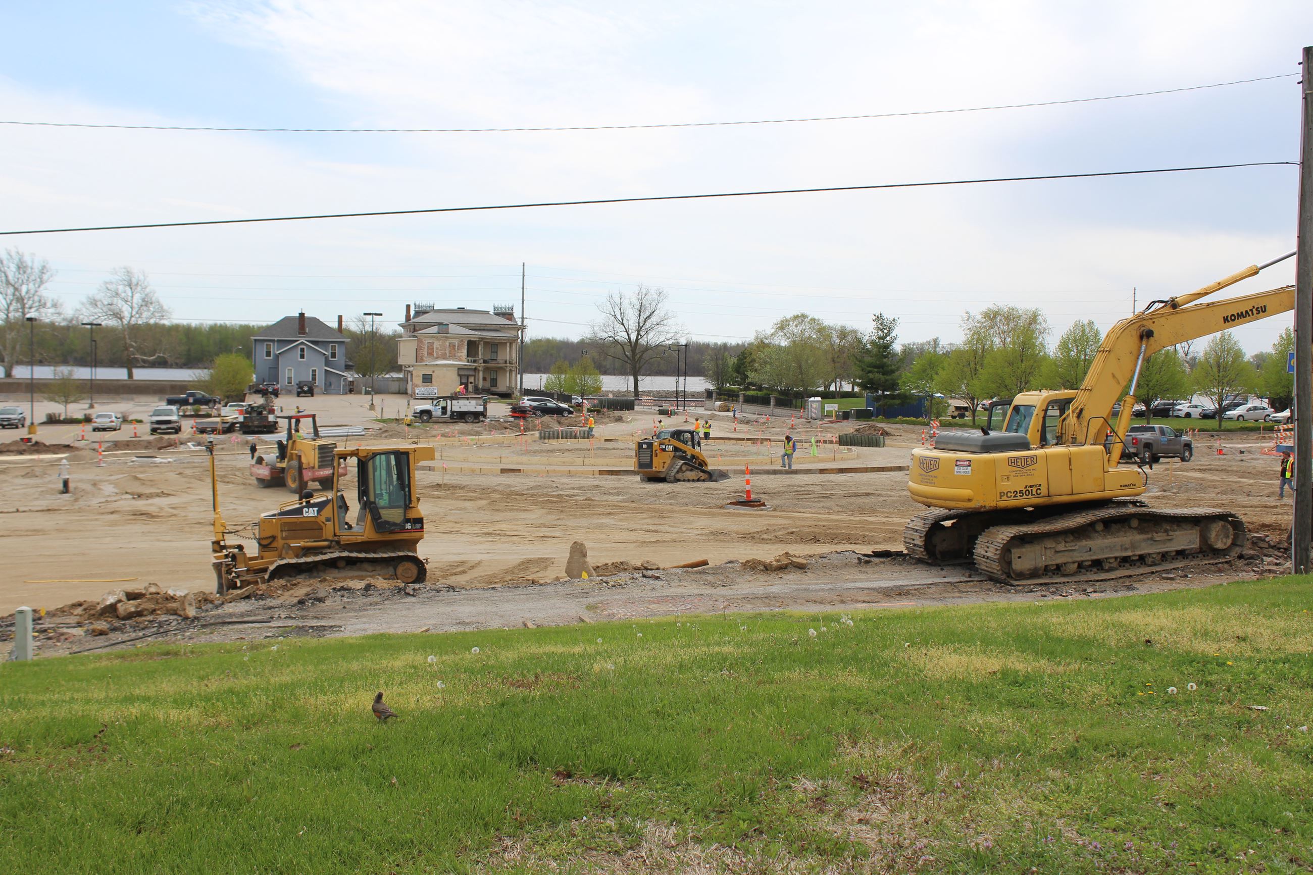 050120 Roundabout - inner circle preparation for paving 002 (JPG)
