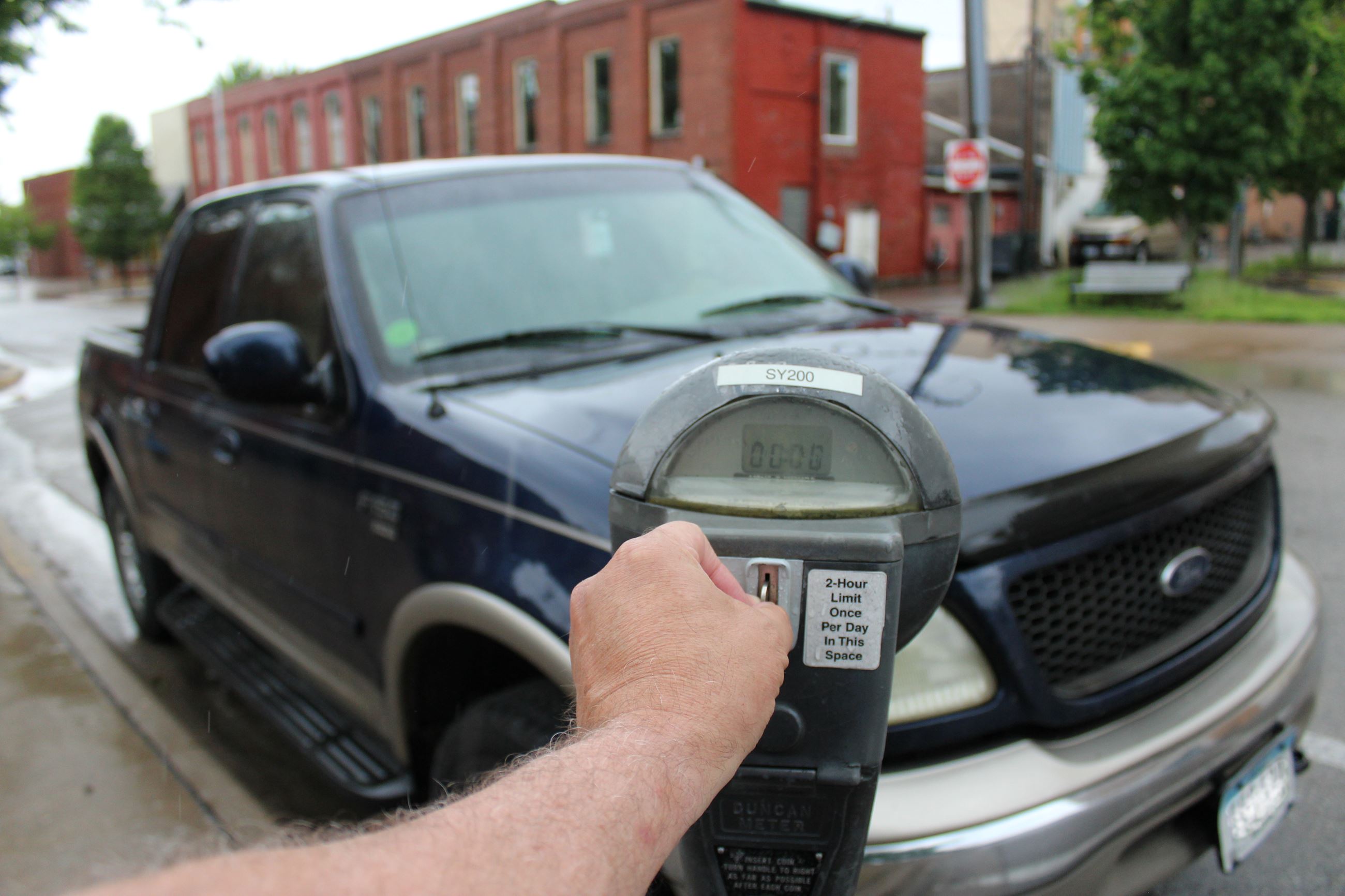 052820 Coins going back into Parking Meter (JPG)