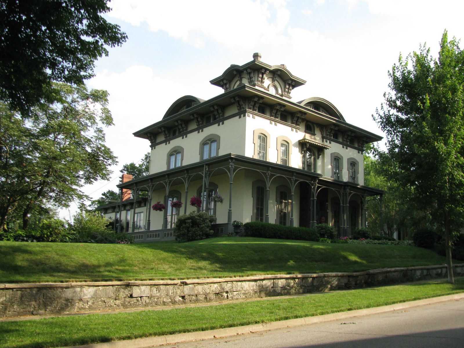 West Hill Historic District 01 (JPG)