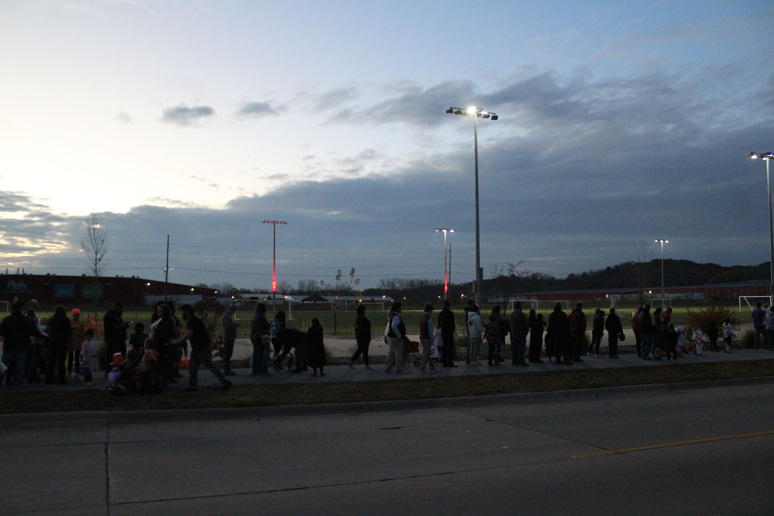 103022 City Trunk or Treat 018 (JPG)