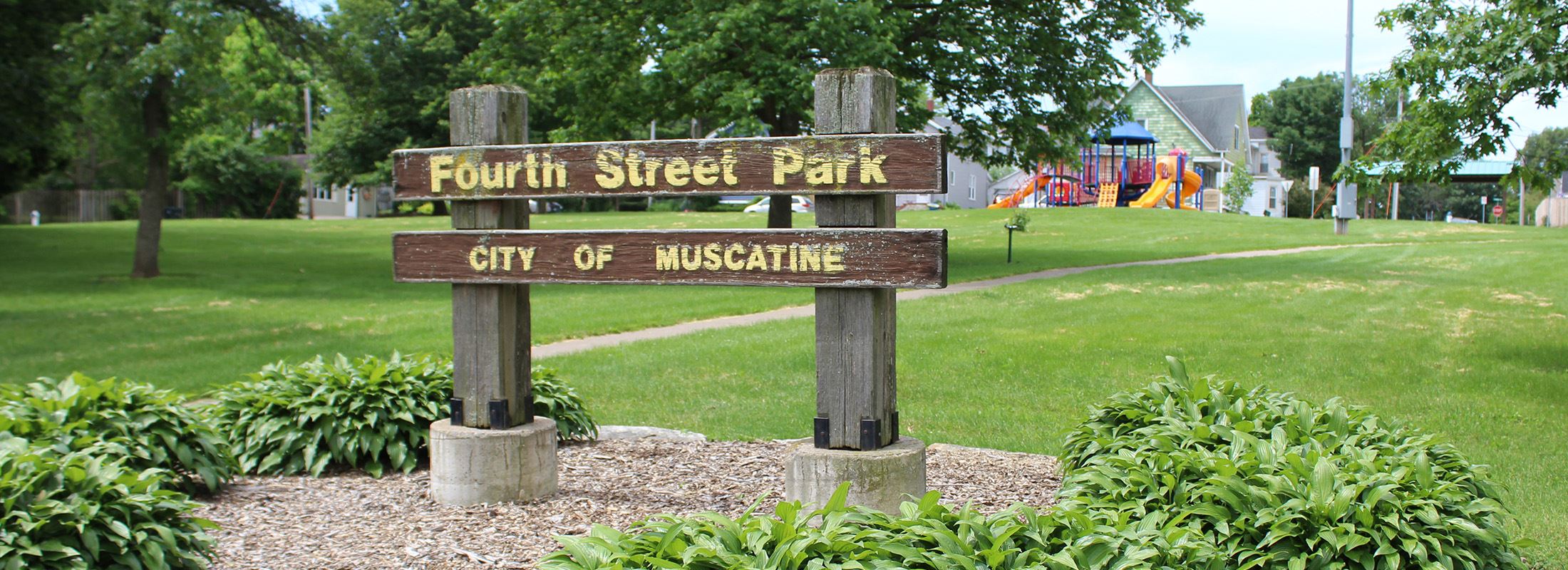 Fourth Street Park 2200x800
