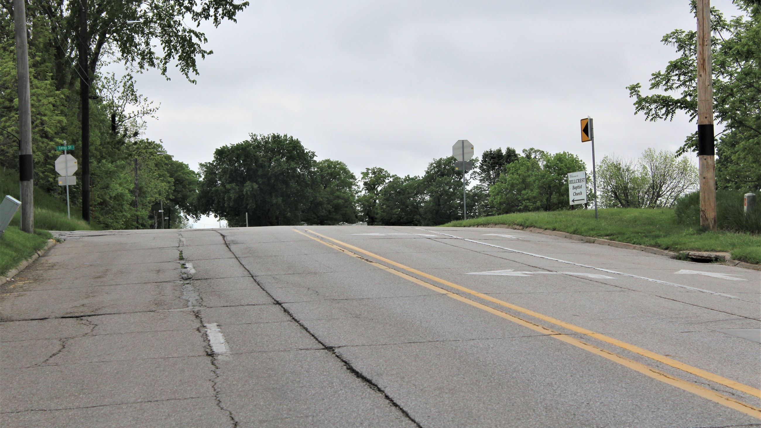 Picture of intersection where temporary Stop Sign will be on Bidwell at Leroy