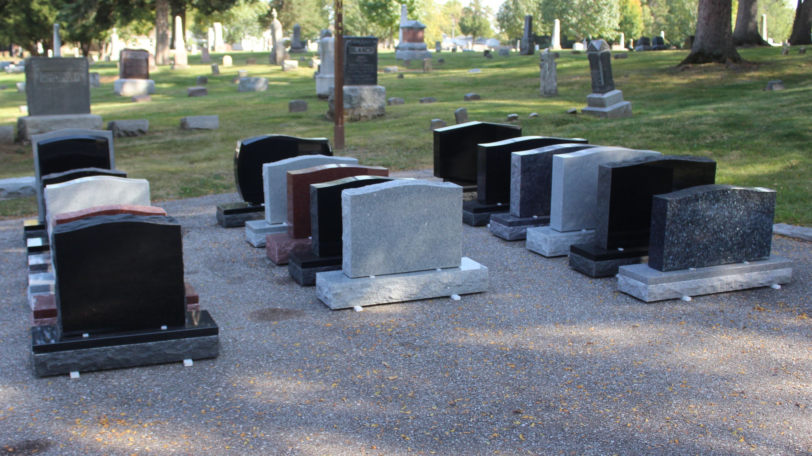 100924 Greenwood Cemetery (JPG) display of monuments