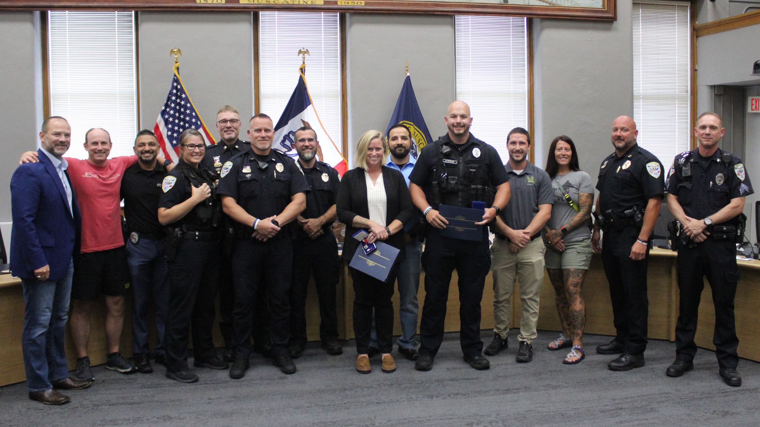 071725 Life Saving Awards - Muscatine Police Officers (JPG)